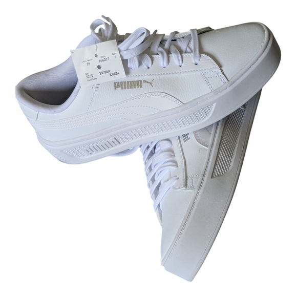 Puma Men's White Sneakers. UK-6, EUR-39, US/CAN- 8.5. New - Picture 1 of 9